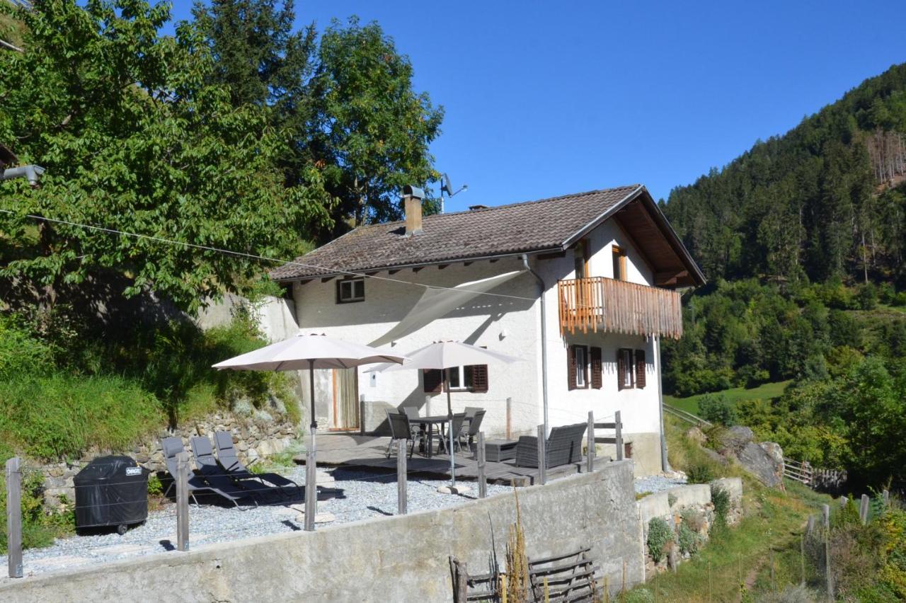 Stilfser Haeuschen Mit Blick Auf Koenig Ortler Villa Bagian luar foto