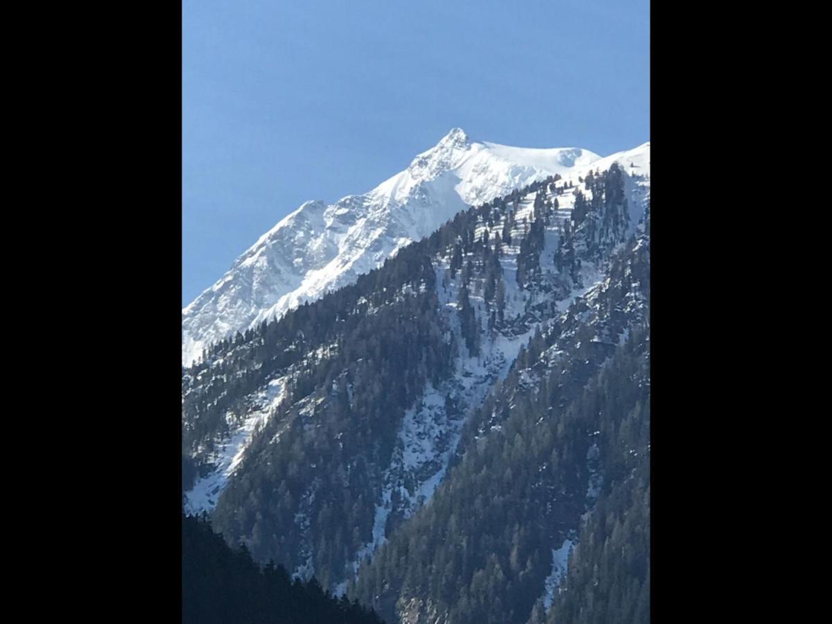 Stilfser Haeuschen Mit Blick Auf Koenig Ortler Villa Bagian luar foto