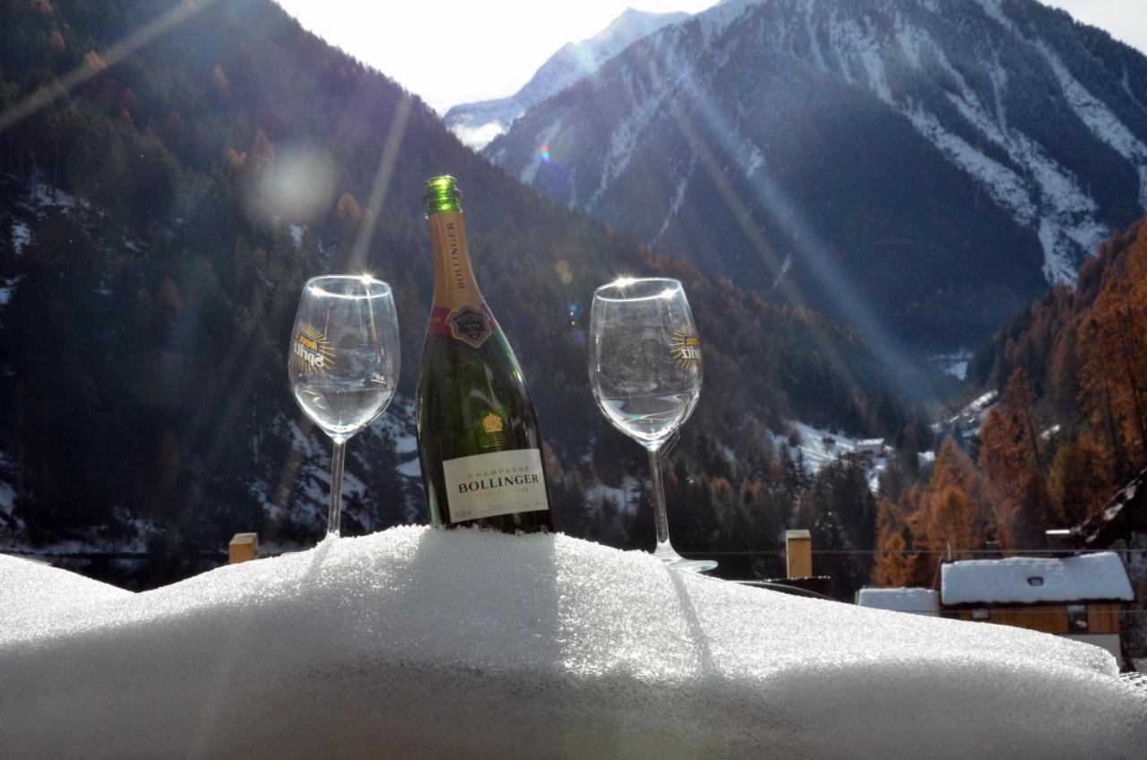 Stilfser Haeuschen Mit Blick Auf Koenig Ortler Villa Bagian luar foto