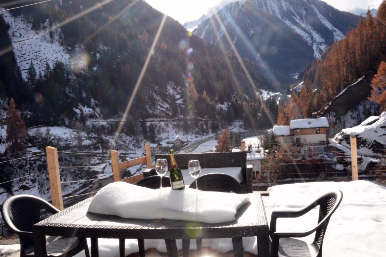 Stilfser Haeuschen Mit Blick Auf Koenig Ortler Villa Bagian luar foto